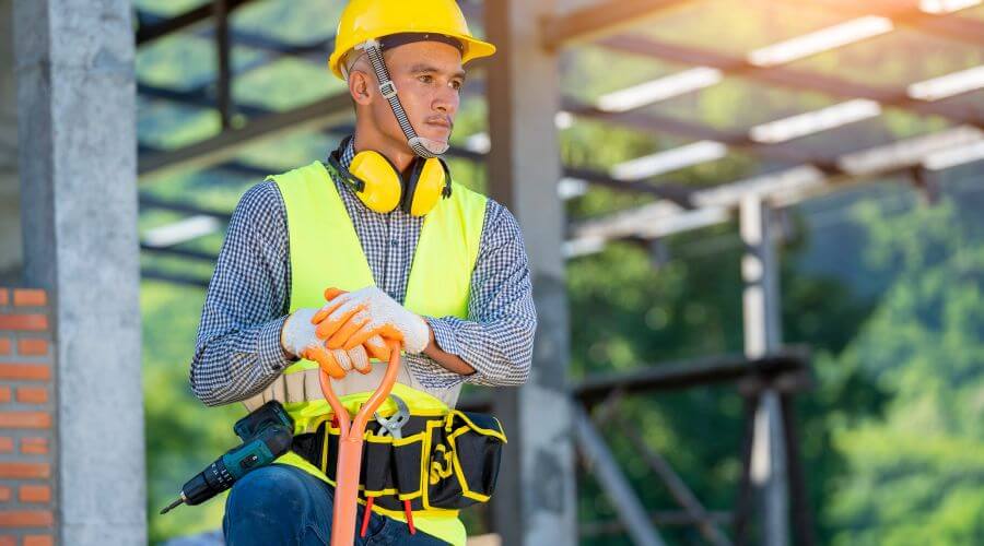 Professional gutter cleaning in Slaton, TX